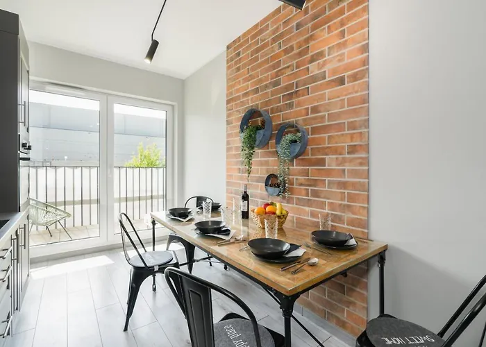 Family 62m - Sowia With Garage & Balcony By Renters * Poznan