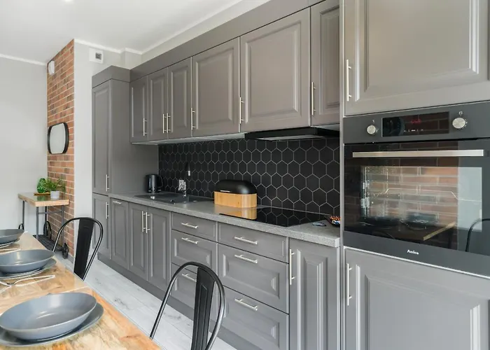 Family 62m - Sowia With Garage & Balcony By Renters